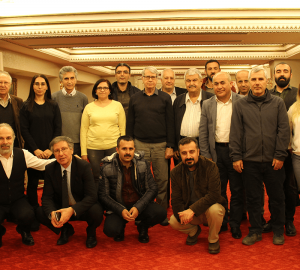 Kürtçenin görünür olmasından haz edilmiyor