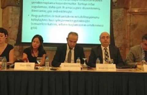 tesev-yargı-raporu-toplantı